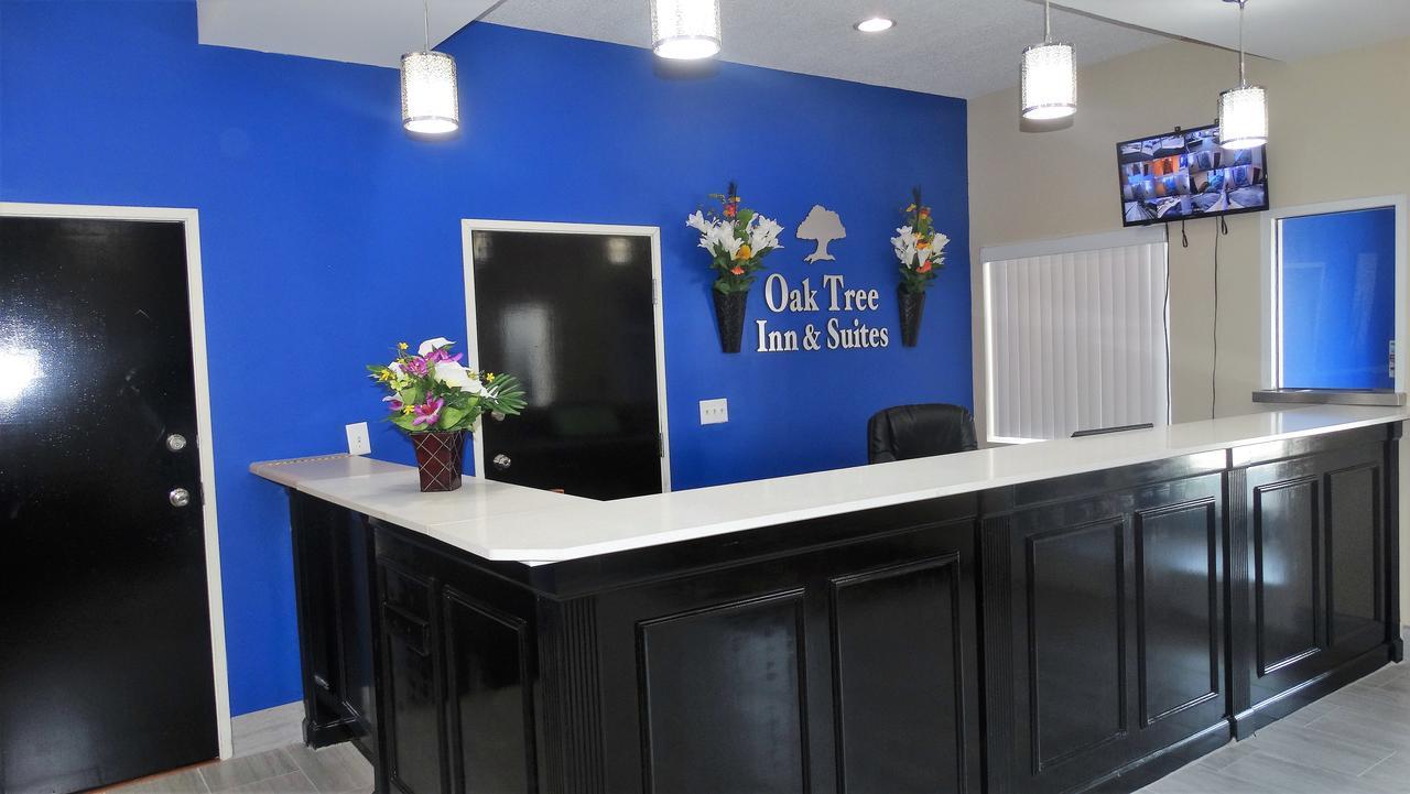 Oak Tree Inn & Suites Claxton Exterior foto